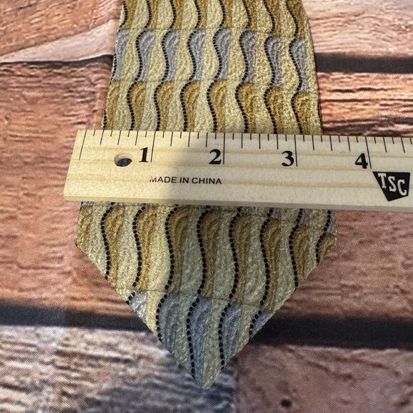 MW Collection Necktie Men’s Beige Geometric Tie 58” Classic Regency Business - Picture 5 of 5
